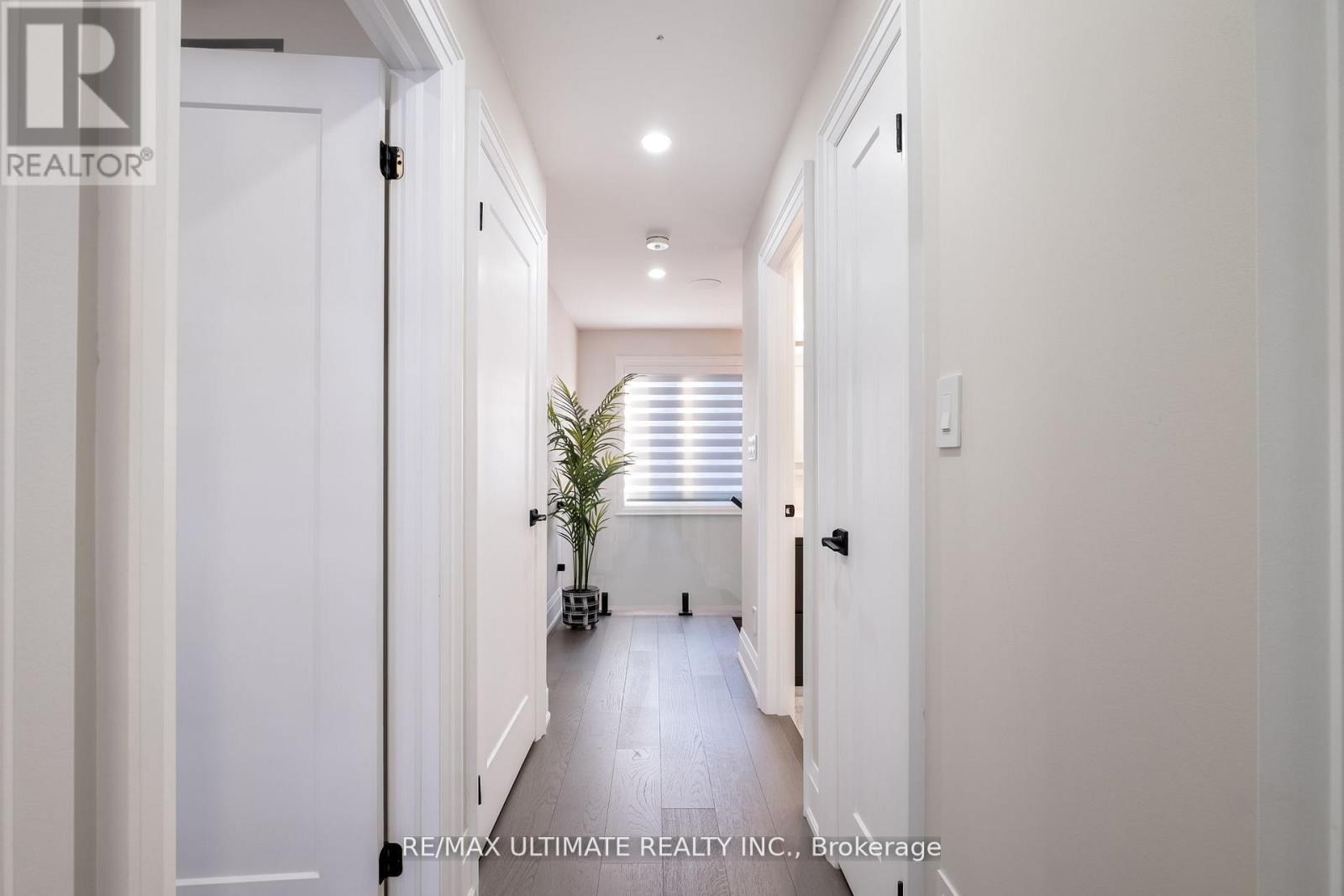 31 Flindon Road N, Toronto, Ontario  M9M 1J1 - Photo 30 - W12836210