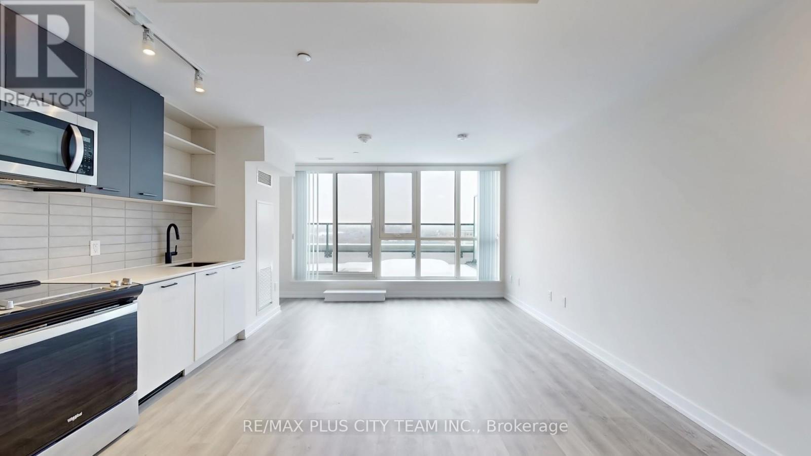 718 - 2300 St Clair Avenue, Toronto, Ontario  M6N 0B3 - Photo 4 - W12836212