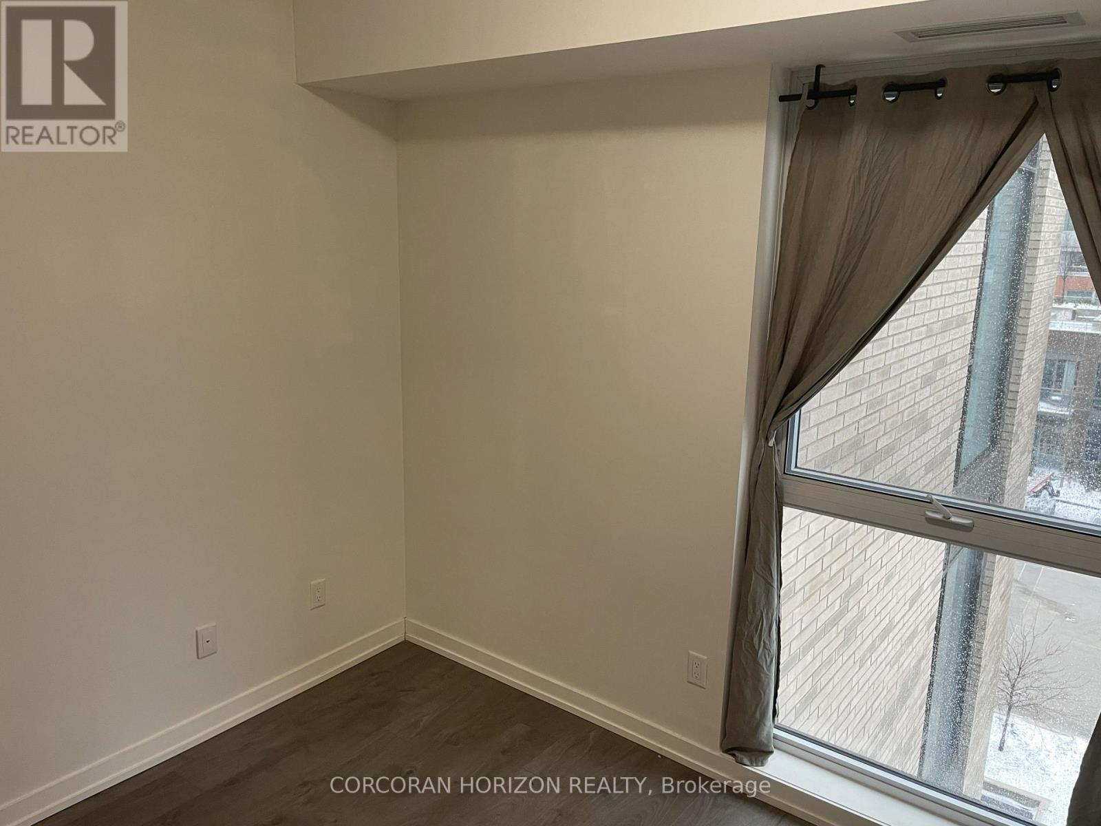 404 - 55 Duke Street, Kitchener, Ontario  N2H 0C9 - Photo 15 - X12835996