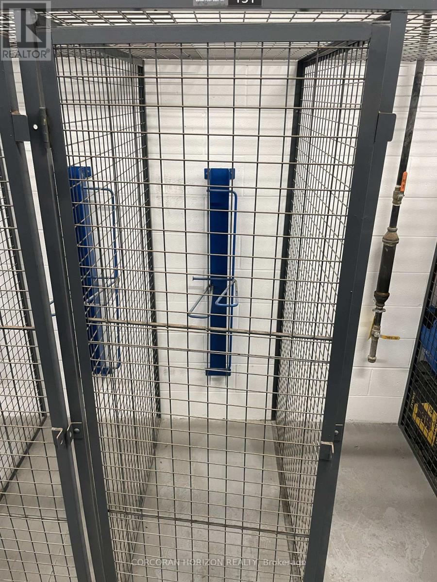 404 - 55 Duke Street, Kitchener, Ontario  N2H 0C9 - Photo 16 - X12835996