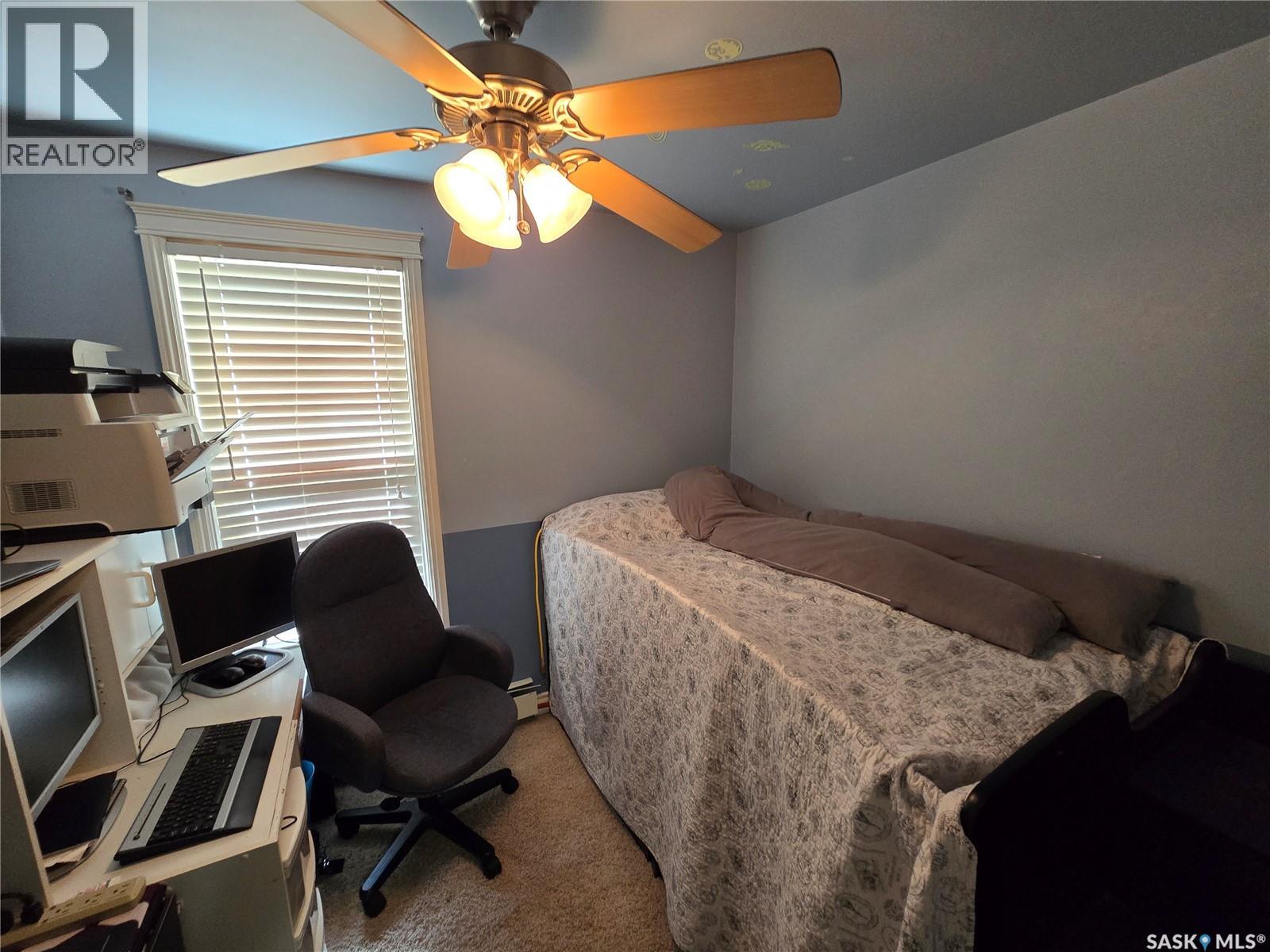 2 Prairie Avenue, Weyburn, Saskatchewan  S4H 0L1 - Photo 26 - SK029492