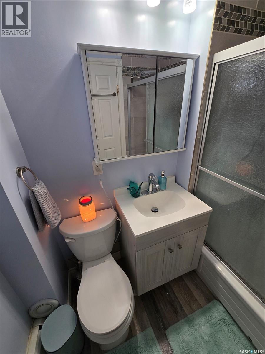 2 Prairie Avenue, Weyburn, Saskatchewan  S4H 0L1 - Photo 32 - SK029492