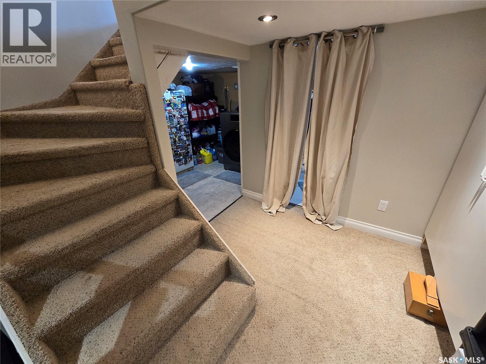 2 Prairie Avenue, Weyburn, Saskatchewan  S4H 0L1 - Photo 34 - SK029492