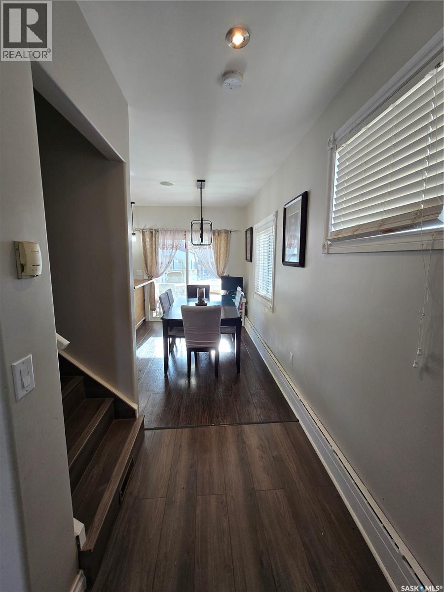 2 Prairie Avenue, Weyburn, Saskatchewan  S4H 0L1 - Photo 8 - SK029492