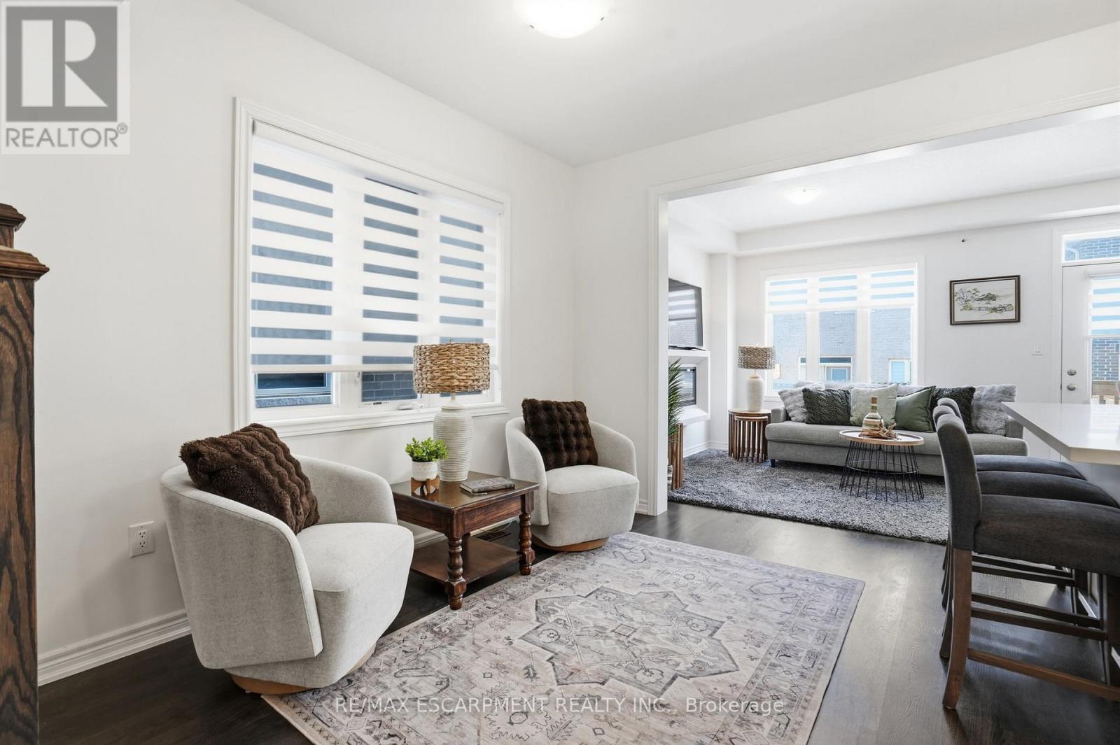 24 Great Falls Boulevard, Hamilton, Ontario  L8B 1X8 - Photo 5 - X12836028