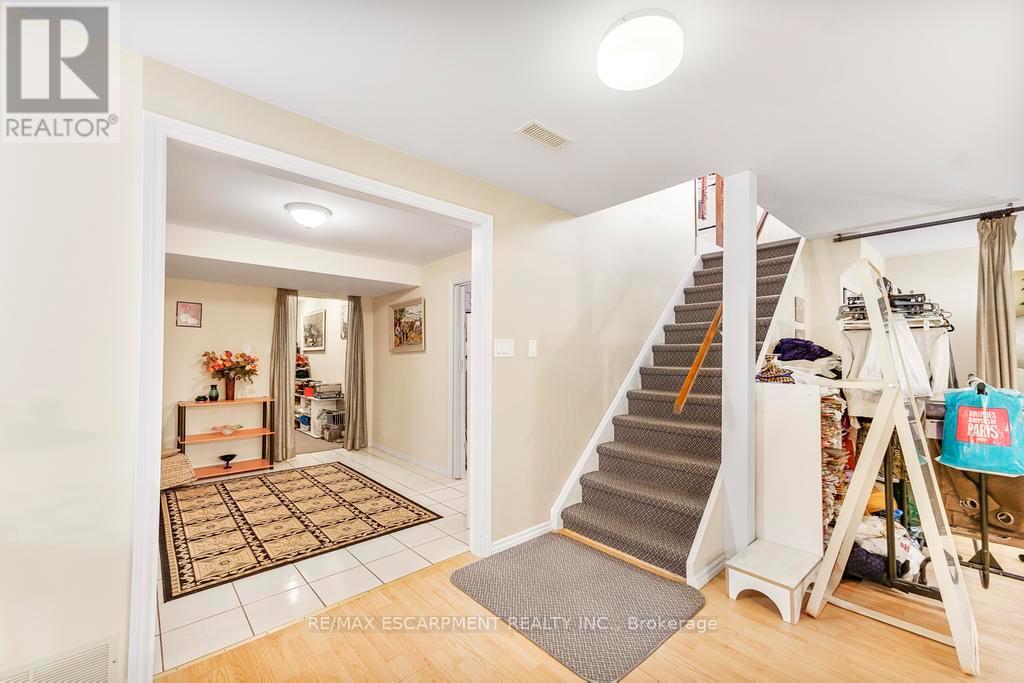 115 First Road W, Hamilton, Ontario  L8J 2S6 - Photo 16 - X12836106