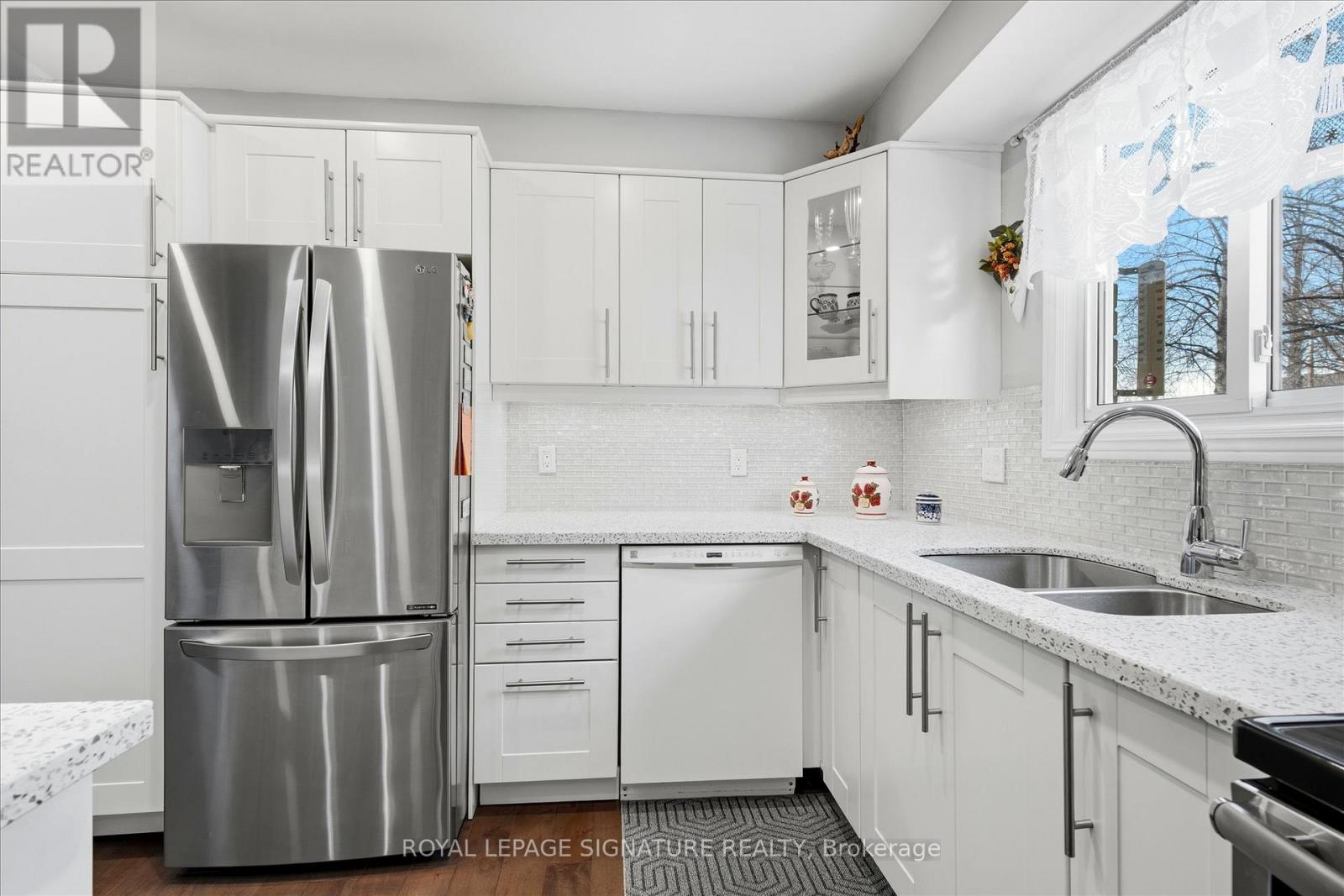 40 Lyton Crescent, Hamilton, Ontario  L8J 2C9 - Photo 19 - X12836124