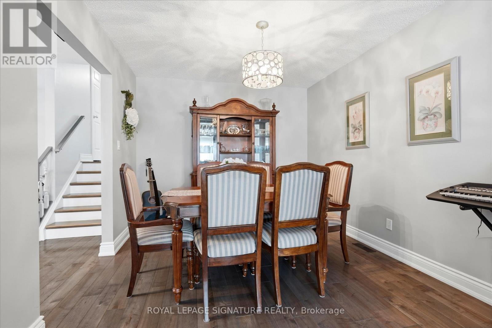 40 Lyton Crescent, Hamilton, Ontario  L8J 2C9 - Photo 9 - X12836124