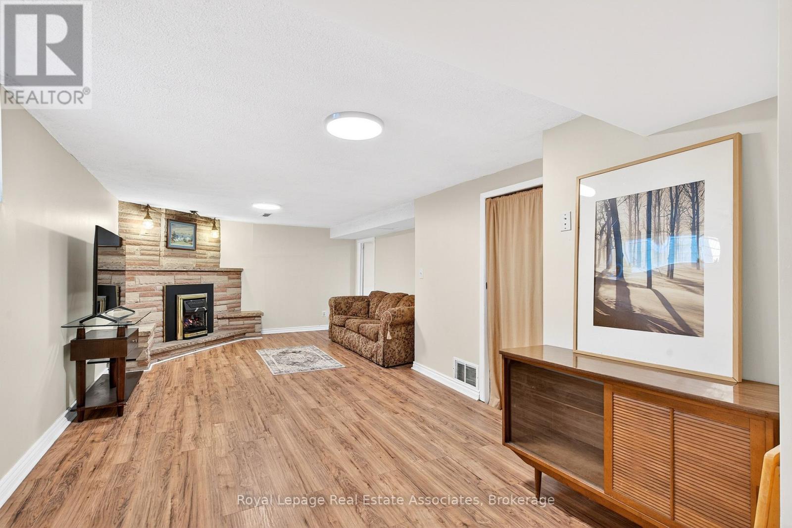 503 Stone Church Road W, Hamilton, Ontario  L9B 1A5 - Photo 19 - X12836142