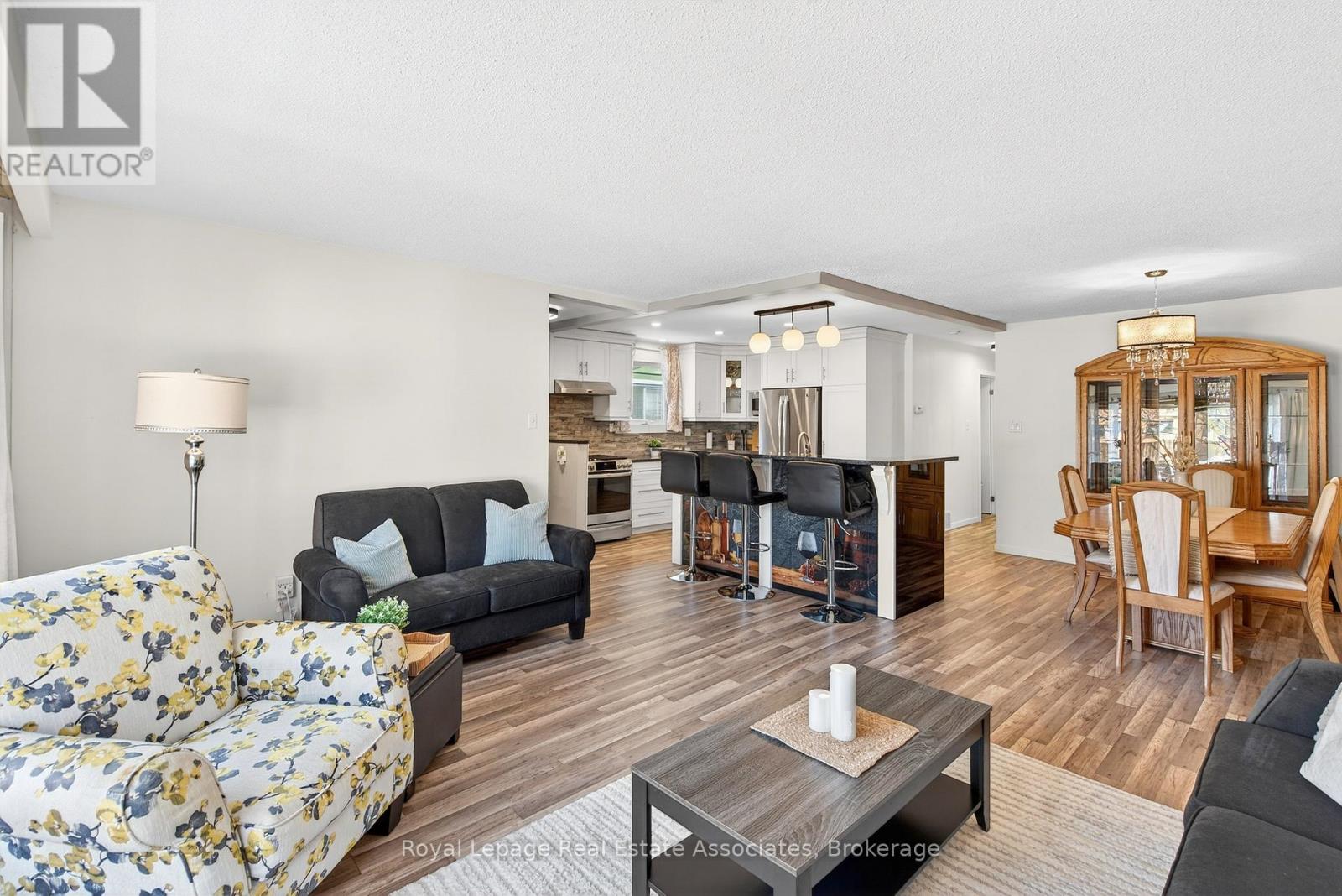 503 Stone Church Road W, Hamilton, Ontario  L9B 1A5 - Photo 9 - X12836142