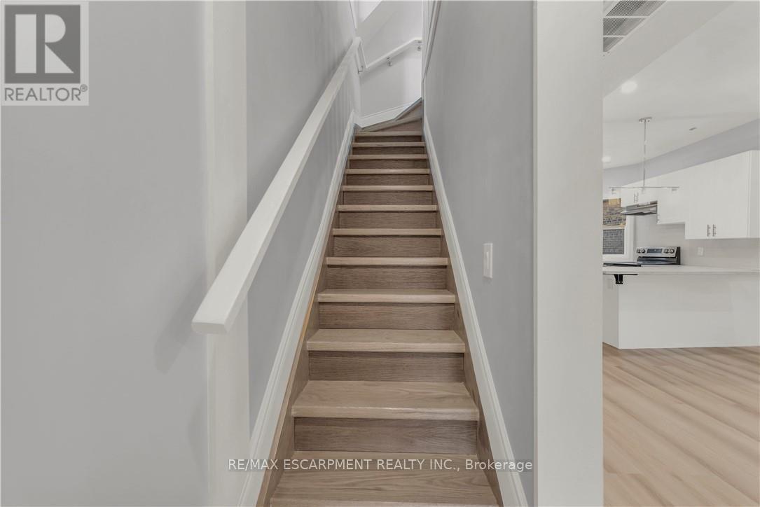 Upper - 51 Wellington Street S, Hamilton, Ontario  L8N 2P9 - Photo 20 - X12836144