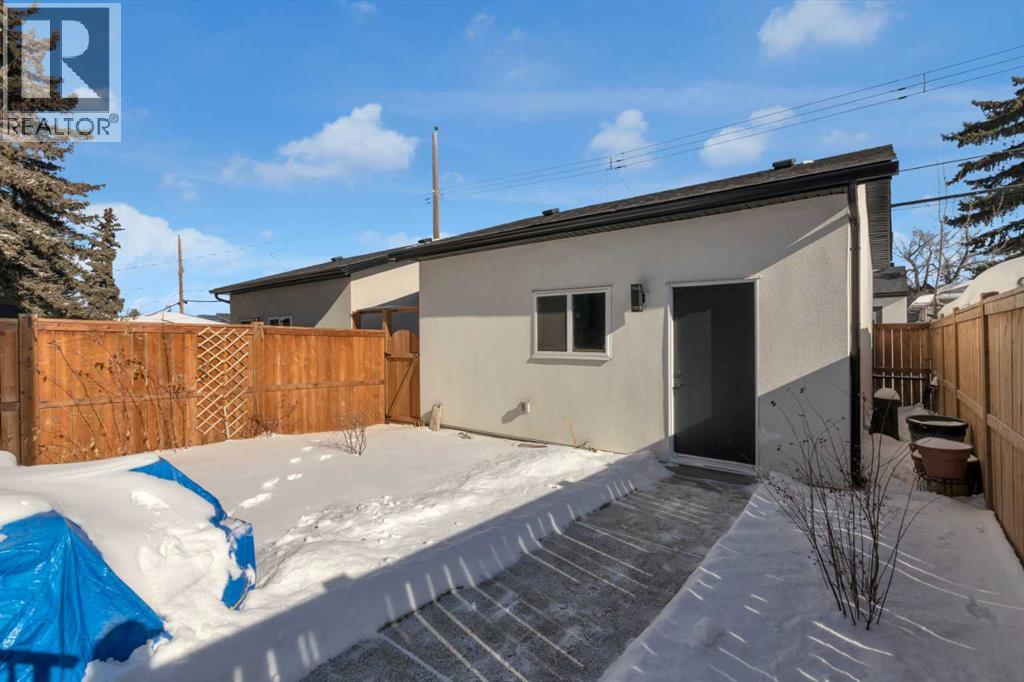 704 37 Street Sw, Calgary, Alberta  T3C 1R9 - Photo 37 - A2282186