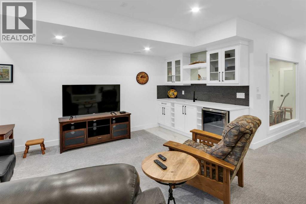 704 37 Street Sw, Calgary, Alberta  T3C 1R9 - Photo 29 - A2282186