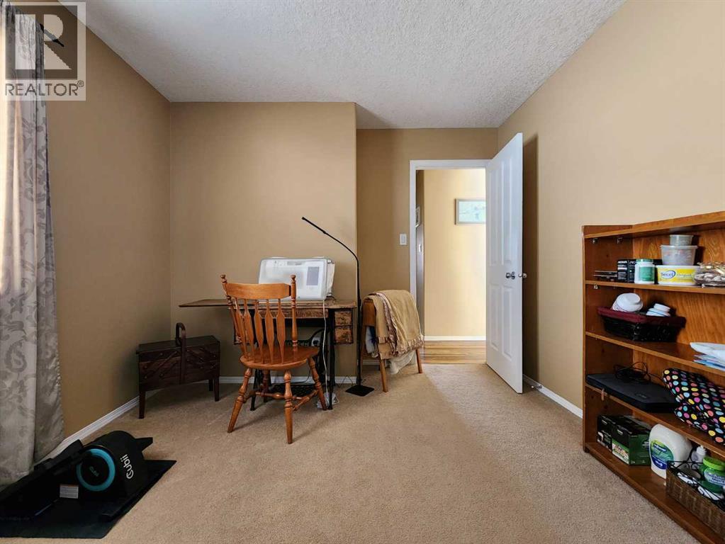 52 Squamish Crescent W, Lethbridge, Alberta  T1K 7Y9 - Photo 14 - A2288675