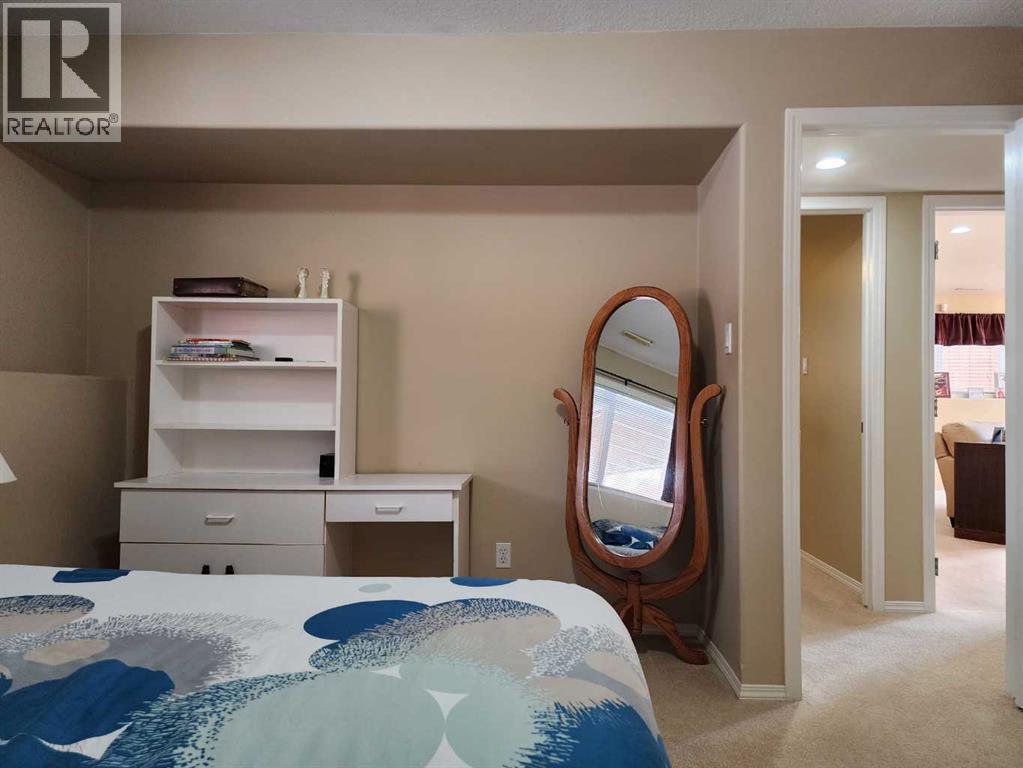 52 Squamish Crescent W, Lethbridge, Alberta  T1K 7Y9 - Photo 24 - A2288675