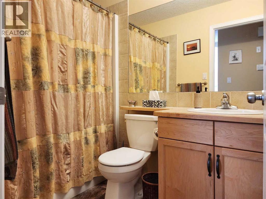 52 Squamish Crescent W, Lethbridge, Alberta  T1K 7Y9 - Photo 15 - A2288675