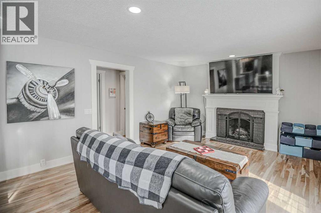 311 Canterbury Place Sw, Calgary, Alberta  T2W 2B5 - Photo 15 - A2287688