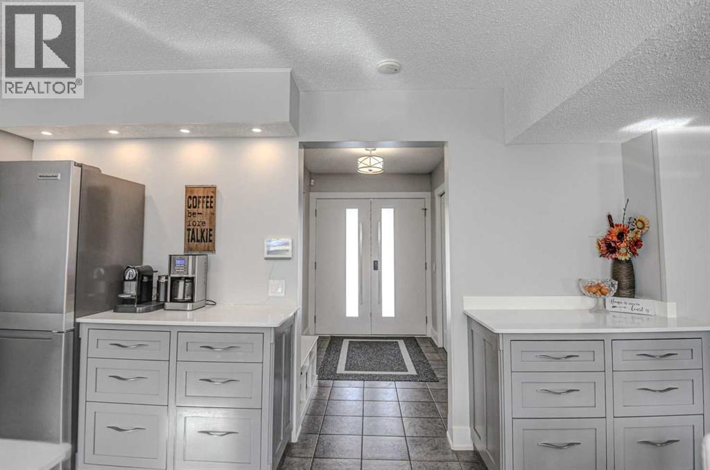 311 Canterbury Place Sw, Calgary, Alberta  T2W 2B5 - Photo 11 - A2287688