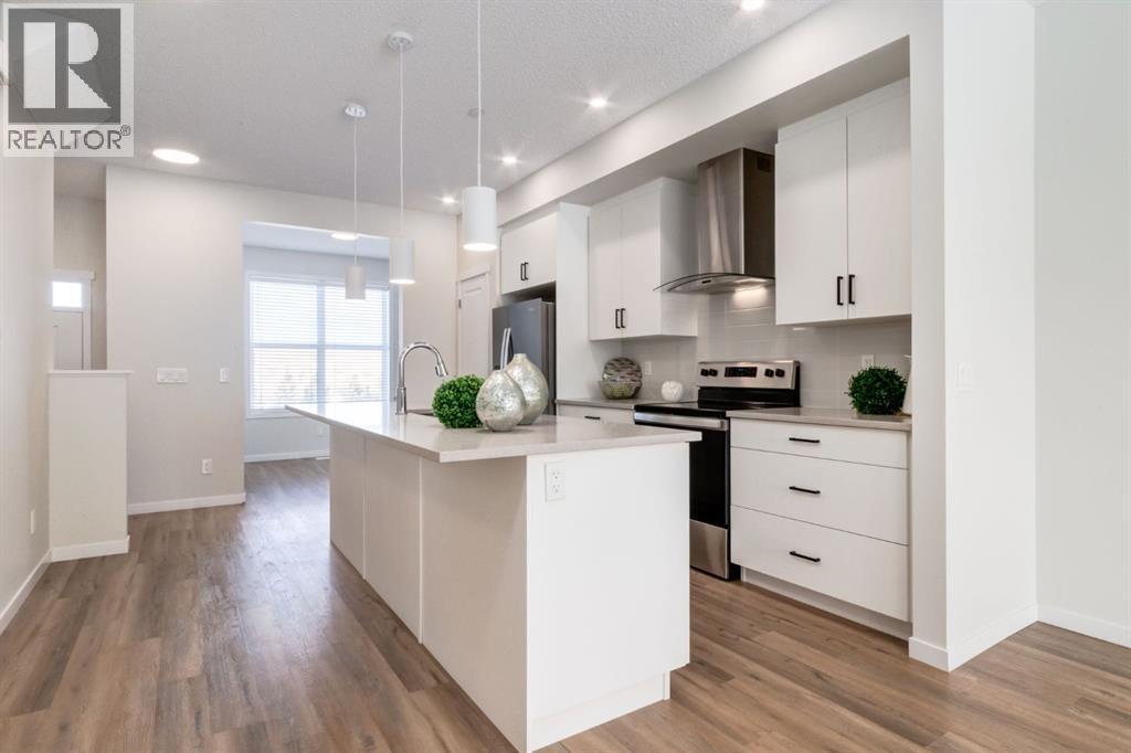 128 Hotchkiss Gate Se, Calgary, Alberta  T3S 0G1 - Photo 6 - A2289360