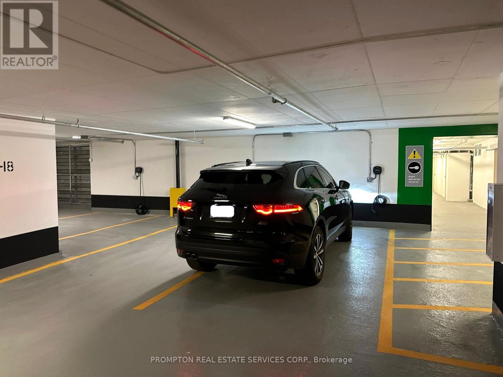 4303 - 1 Concord Cityplace Way, Toronto, Ontario  M5V 0X3 - Photo 33 - C12832534