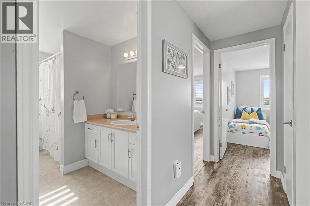 919 Veronica Court, Kitchener, Ontario  N2A 4G4 - Photo 26 - 40808851