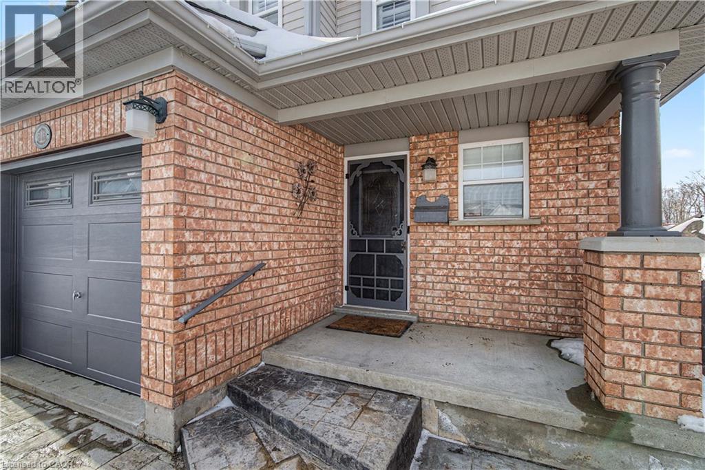 919 Veronica Court, Kitchener, Ontario  N2A 4G4 - Photo 3 - 40808851