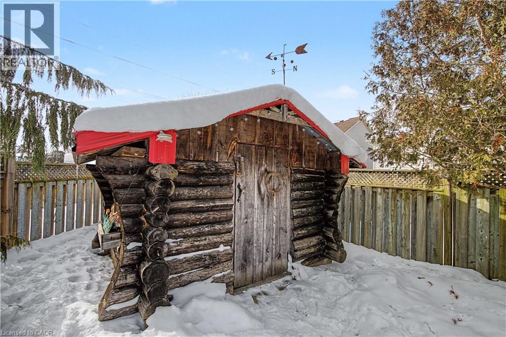 919 Veronica Court, Kitchener, Ontario  N2A 4G4 - Photo 37 - 40808851