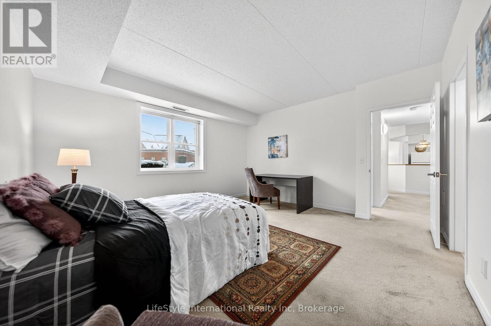 103 - 208 Silvercreek Parkway N, Guelph, Ontario  N1H 8H2 - Photo 9 - X12836260