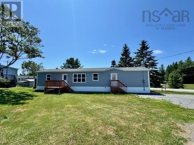 4 Davis Drive, South Uniacke, Nova Scotia  B0N 1Z0 - Photo 2 - 202600913