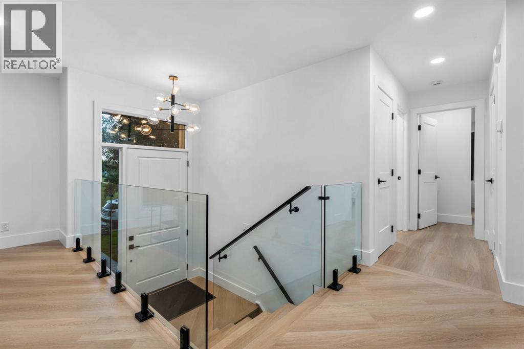 10404 Maplemont Road Se, Calgary, Alberta  t2j 1w4 - Photo 4 - A2278284