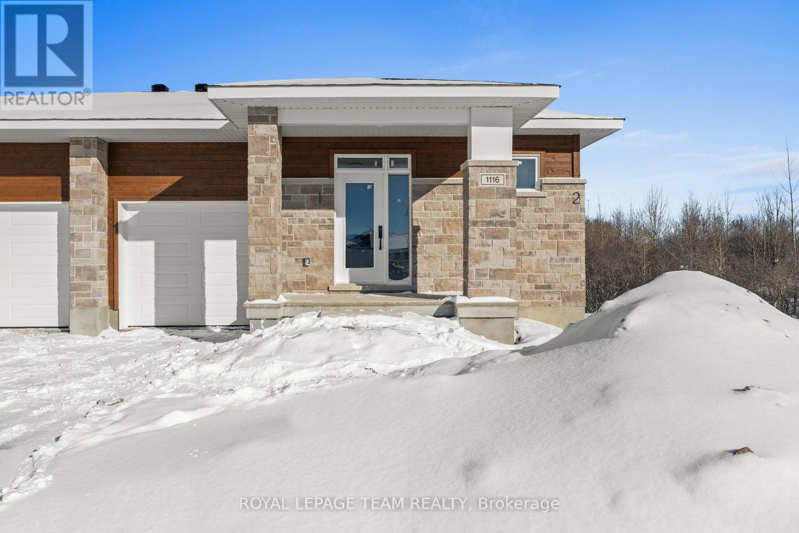 1 - 1102 Moore Street, Brockville, Ontario K6V 7N1 - Photo 2 - X12836262