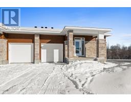 1 - 1102 MOORE STREET, Brockville, Ontario