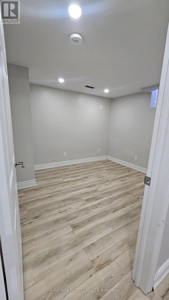 Bsmt - 1 O'connor Lane, Guelph, Ontario  N1E 7G6 - Photo 14 - X12653988