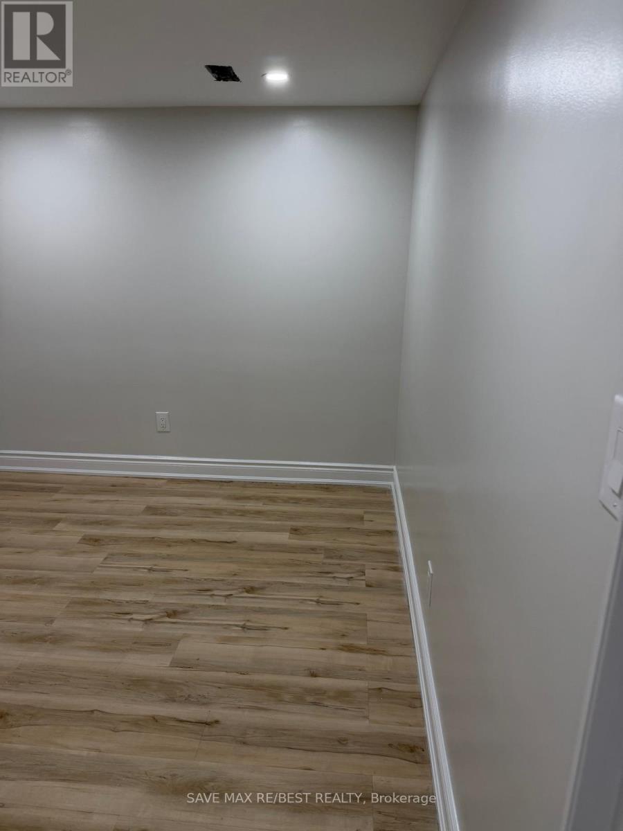 Bsmt - 1 O'connor Lane, Guelph, Ontario  N1E 7G6 - Photo 32 - X12653988