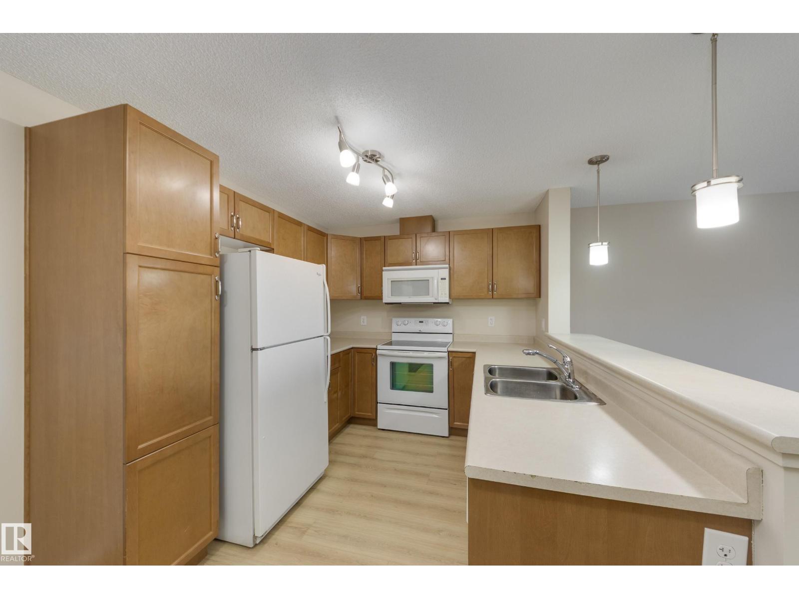 #404 6070 Schonsee Wy Nw, Edmonton, Alberta T5Z 0G8 - Photo 6 - E4472577