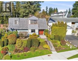 8355 NELSON AVENUE, Burnaby, British Columbia