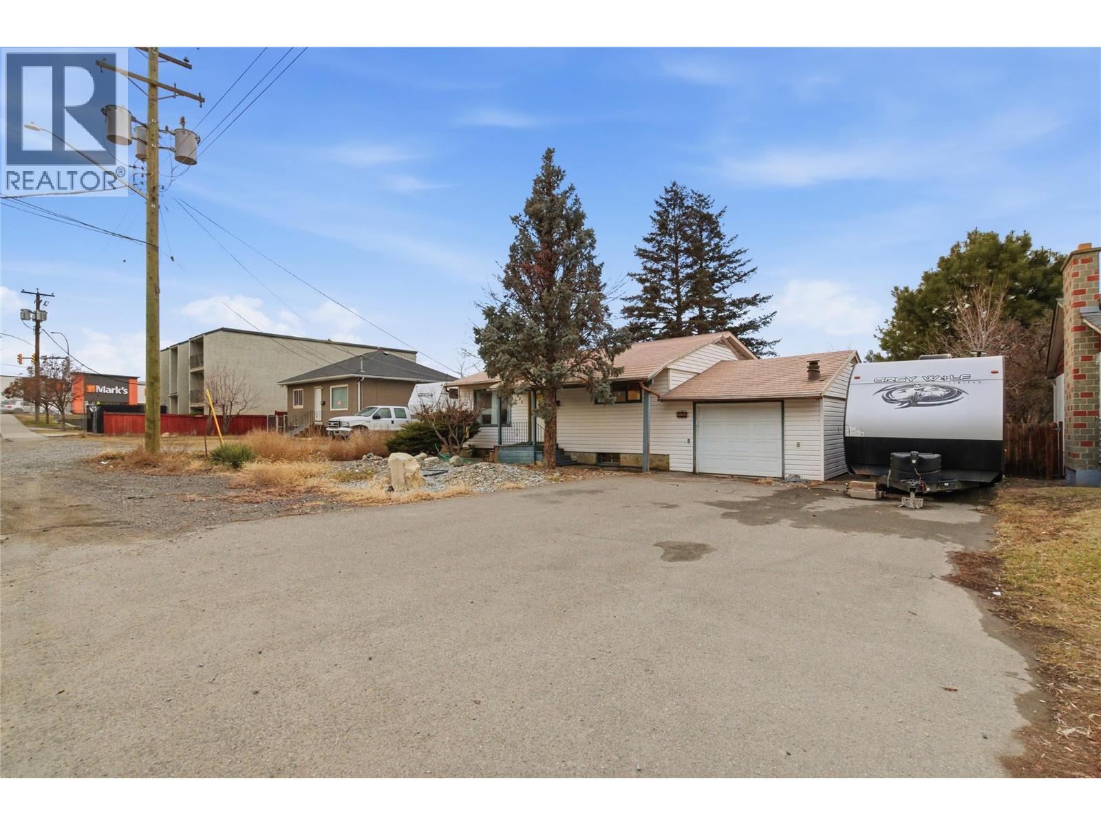 223 Nelson Avenue, Kamloops, British Columbia  V2B 1M4 - Photo 3 - 10377073