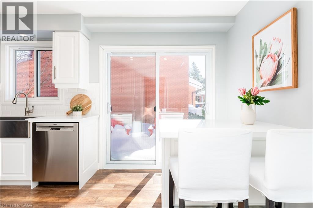 1404 Kimberley Drive, Oakville, Ontario  L6H 2W6 - Photo 10 - 40805526