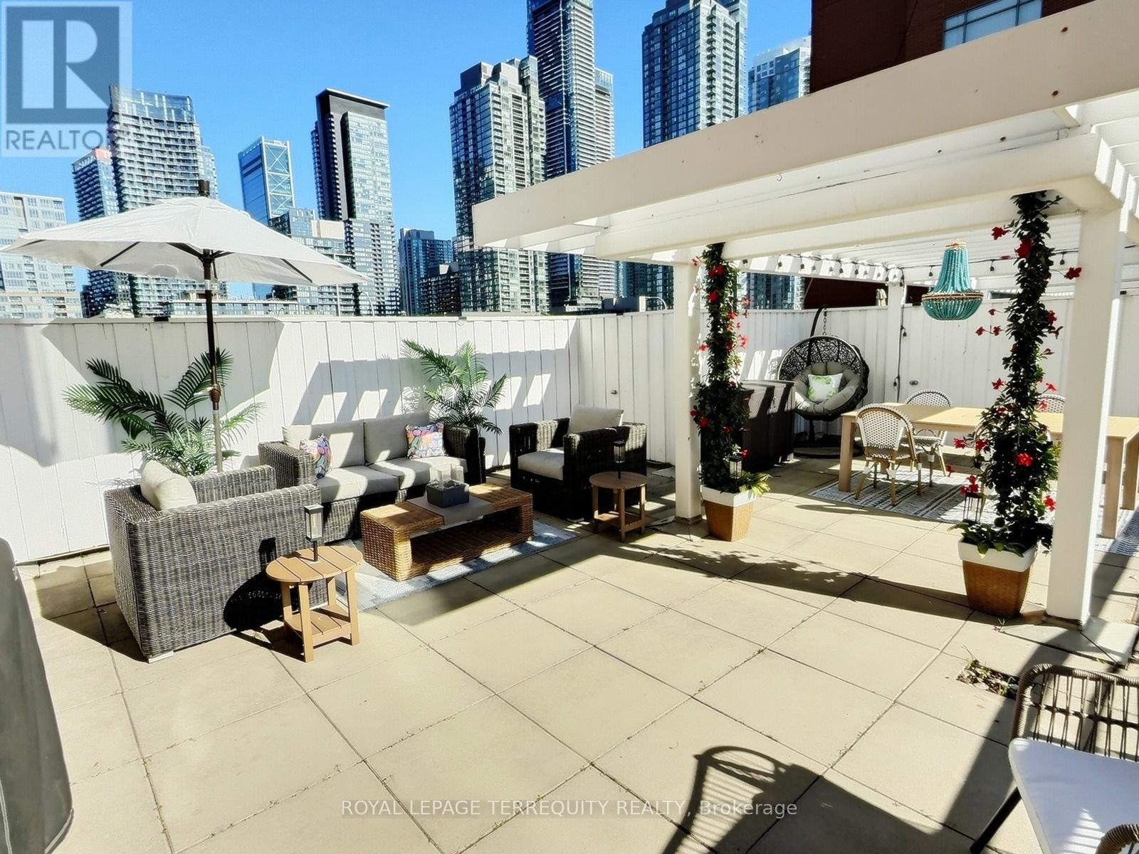 608w - 500 Queens Quay W, Toronto, Ontario  M5V 3K8 - Photo 2 - C12836244