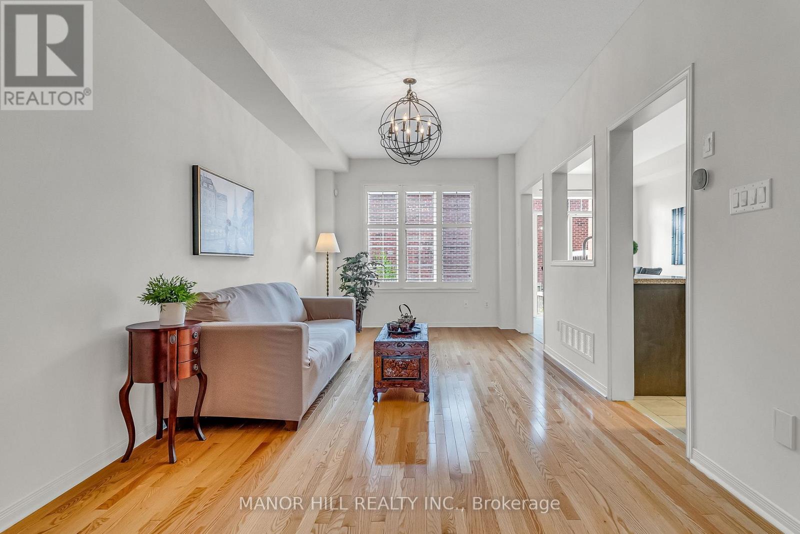 58 Big Hill Crescent, Vaughan, Ontario  L6A 4S1 - Photo 6 - N12835776