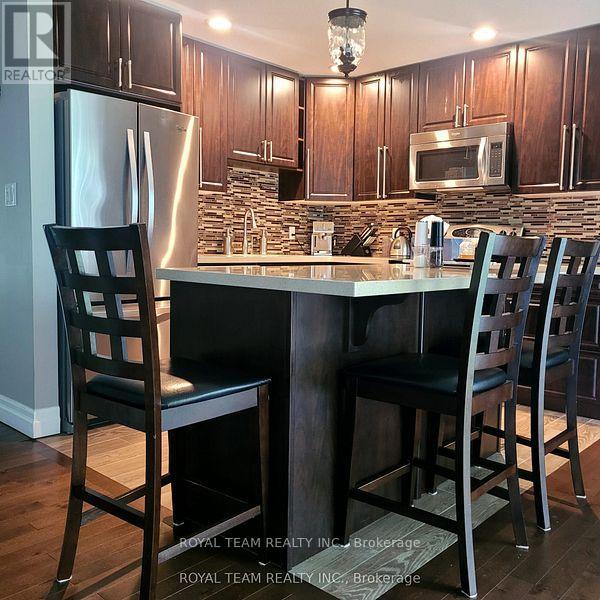 1021 Bannister Street, Tay (Waverley), Ontario L0L 1P0 - Photo 3 - S12836280