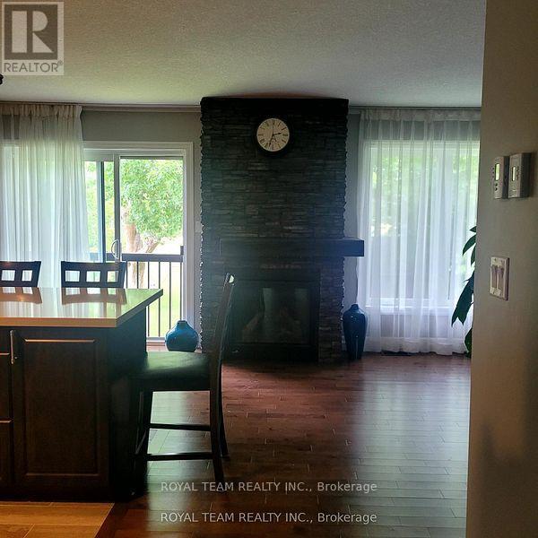 1021 Bannister Street, Tay (Waverley), Ontario L0L 1P0 - Photo 7 - S12836280