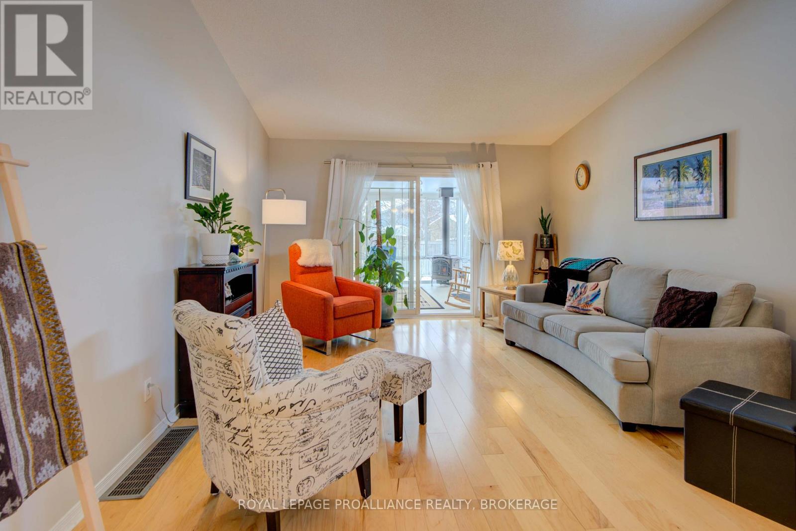 406 Waterloo Drive, Kingston, Ontario K7M 8K7 - Photo 16 - X12836222