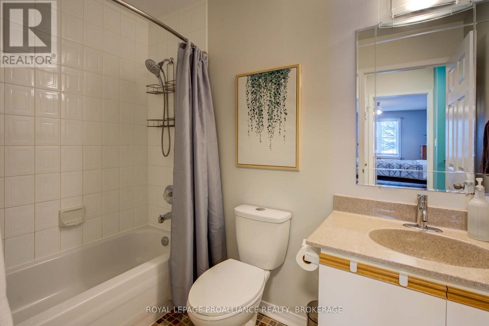 406 Waterloo Drive, Kingston, Ontario K7M 8K7 - Photo 29 - X12836222