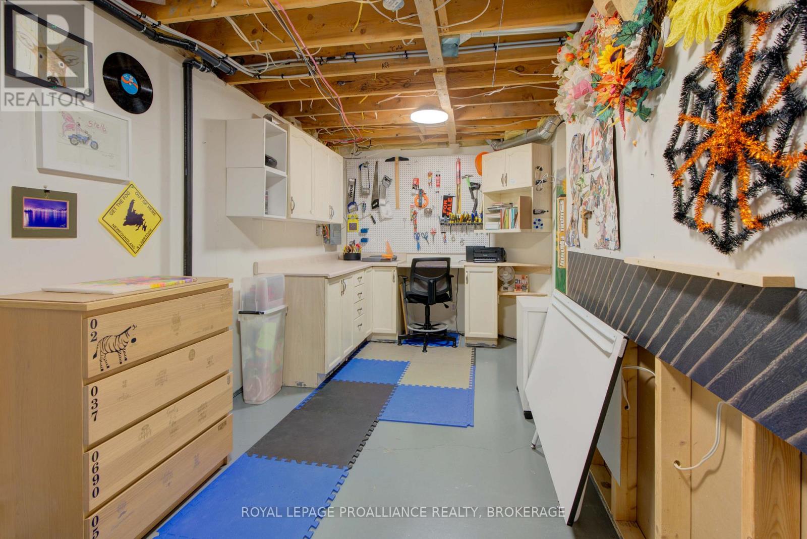 406 Waterloo Drive, Kingston, Ontario K7M 8K7 - Photo 40 - X12836222