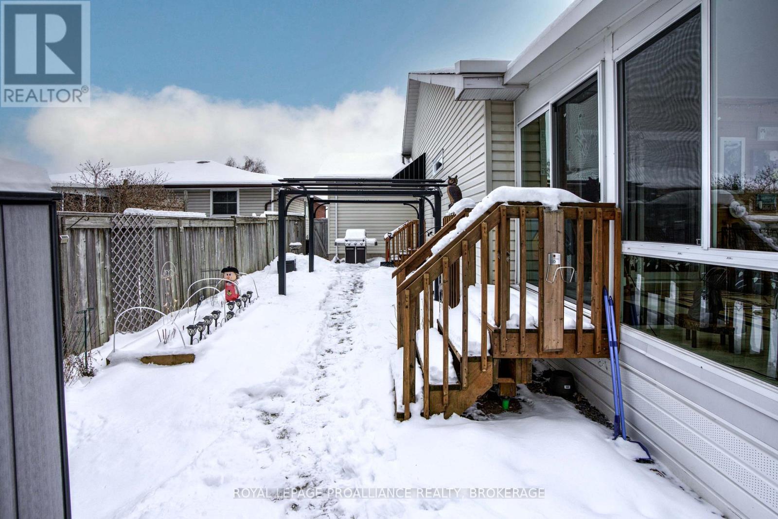 406 Waterloo Drive, Kingston, Ontario K7M 8K7 - Photo 41 - X12836222