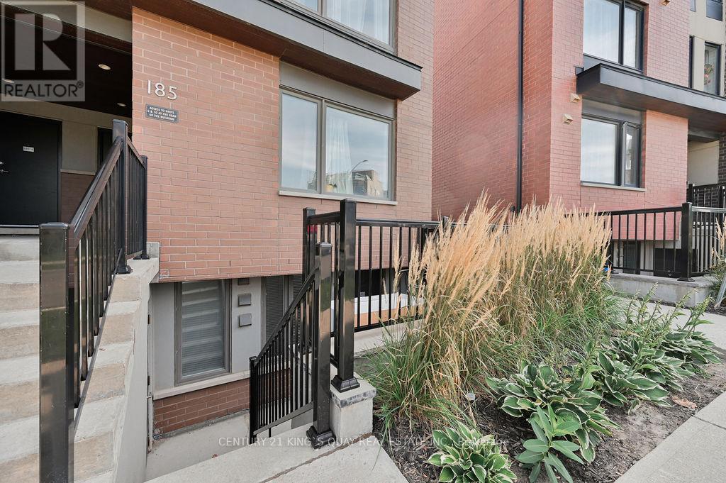 6 - 185 William Duncan Road, Toronto, Ontario  M3K 0B7 - Photo 4 - W12836284