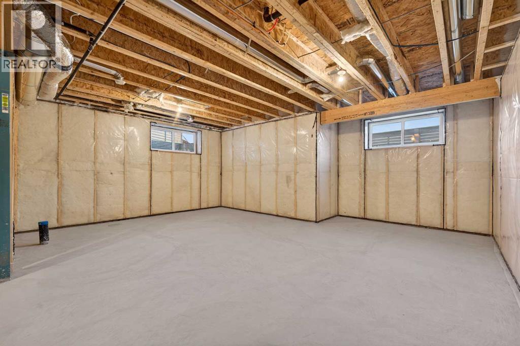 163 Belvedere Crescent, Calgary, Alberta  T2A 7Y5 - Photo 35 - A2268776