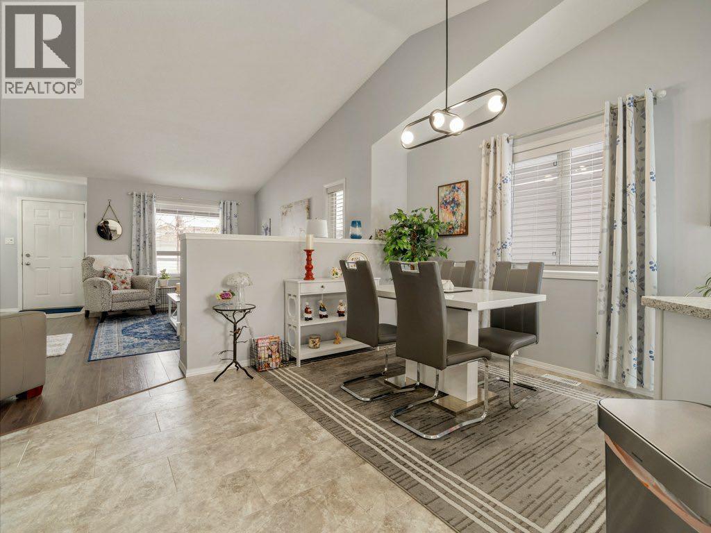 61 Rivercrest Court W, Lethbridge, Alberta  T1K 7P4 - Photo 10 - A2288349