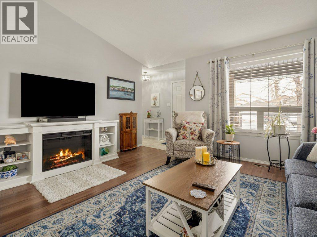 61 Rivercrest Court W, Lethbridge, Alberta  T1K 7P4 - Photo 7 - A2288349